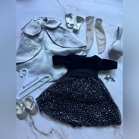 2004 American Girl Merry Moonlight Doll Outfit